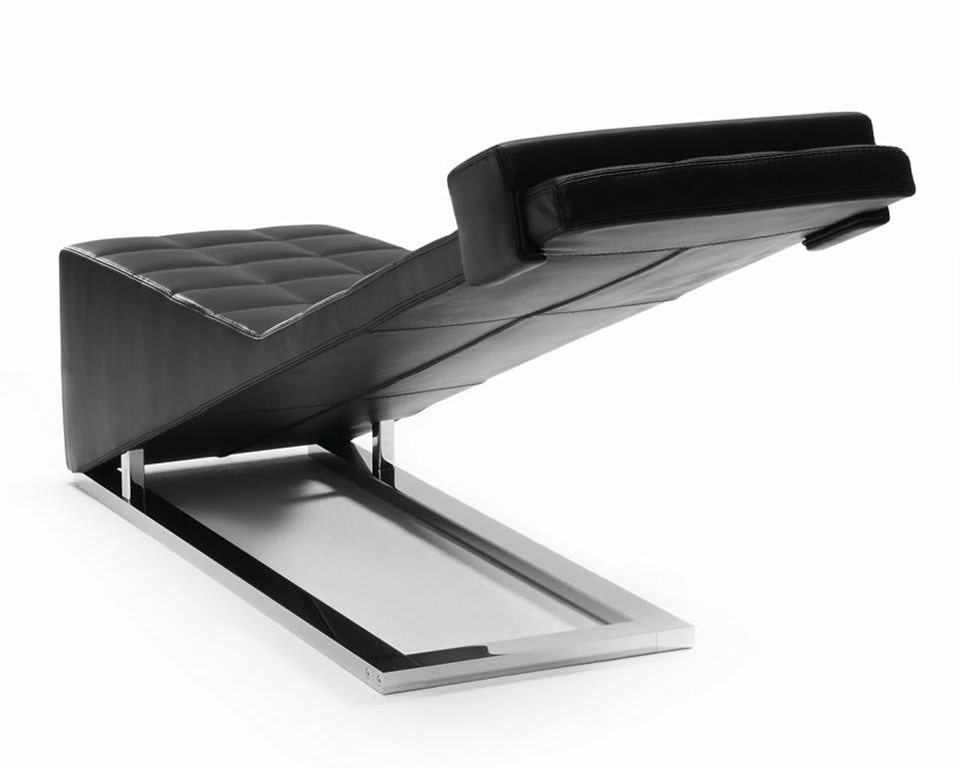 High quality lounger for your executive office upholstered in real Italian leather
