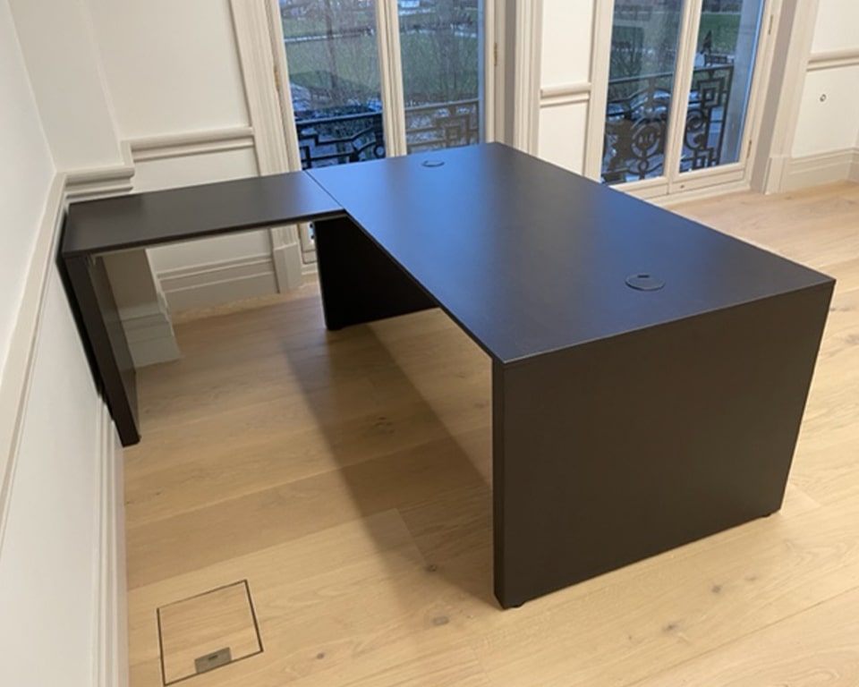 L- shaped Executive desk in Dark oak wood - with cable management