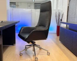 presidential high back executive chair in black leather