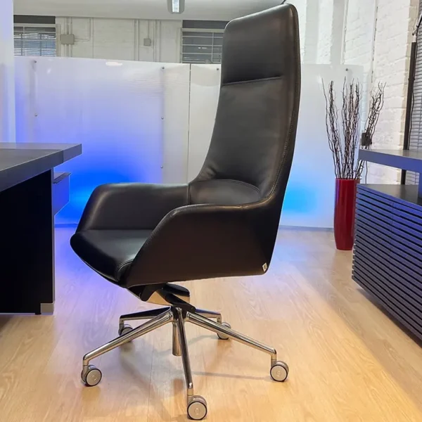 Presidential High Back Executive Chair In Black Leather