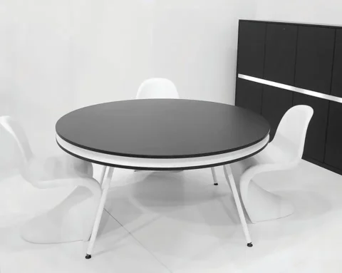 Large meeting room table to seat 6