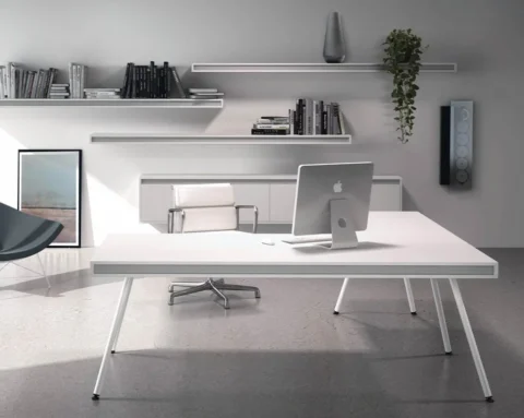 L-shaped executive desk in matt white lacquered