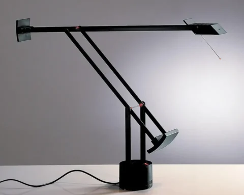Black tizio led adjustable desk light