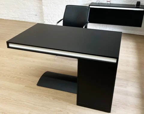 Stunning small home office desk 1300 x 800 with cable management