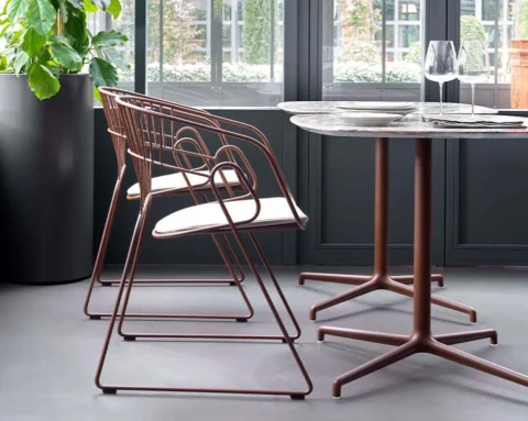 Outstanding range of cafe chairs and cafe tables from italy