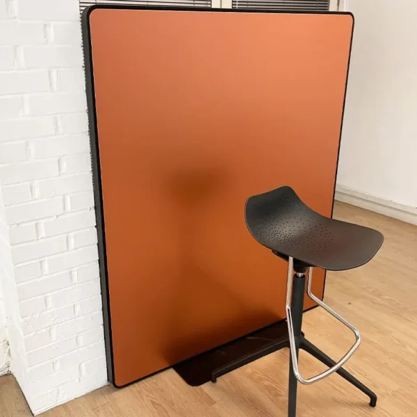 Fantastic High-end executive screen divider in copper